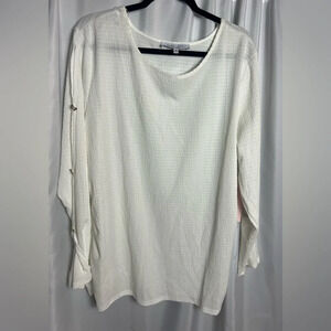 Sweet Rain Plus Size 3X Blouse White With Butterly Cutout Long Sleeve